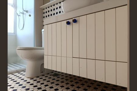 Apartamento à venda com 182m², 3 quartos e 3 vagasBanheiro da Suíte 2