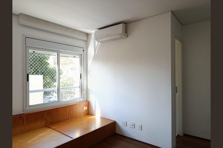 Apartamento à venda com 182m², 3 quartos e 3 vagasSuíte 1