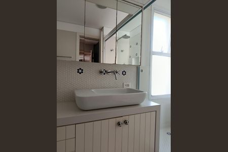 Apartamento à venda com 182m², 3 quartos e 3 vagasBanheiro da Suíte 3