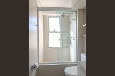 Apartamento à venda com 182m², 3 quartos e 3 vagasBanheiro da Suíte 1