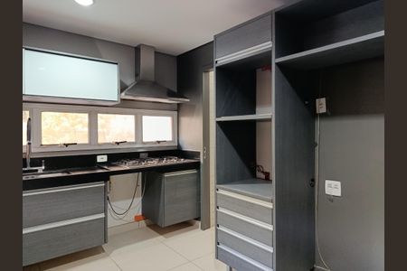 Apartamento à venda com 182m², 3 quartos e 3 vagasCozinha