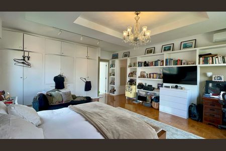 Apartamento à venda com 500m², 4 quartos e 3 vagasSuite