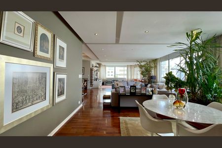 Apartamento à venda com 500m², 4 quartos e 3 vagasSala