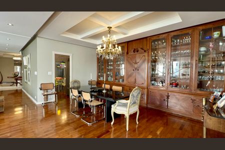 Apartamento à venda com 500m², 4 quartos e 3 vagasSala de Jantar