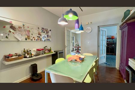 Apartamento à venda com 500m², 4 quartos e 3 vagasCopa