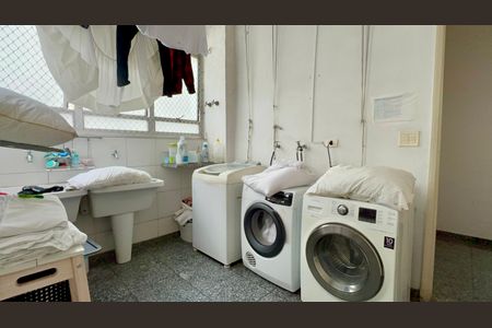 Apartamento à venda com 500m², 4 quartos e 3 vagasÁrea de Serviço