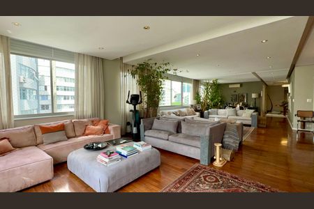 Apartamento à venda com 500m², 4 quartos e 3 vagasSala de TV