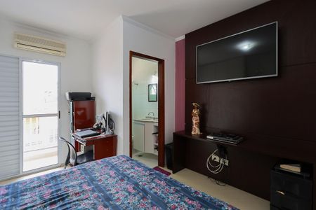 Suíte de casa à venda com 3 quartos, 250m² em Vila Aurora (zona Norte), São Paulo