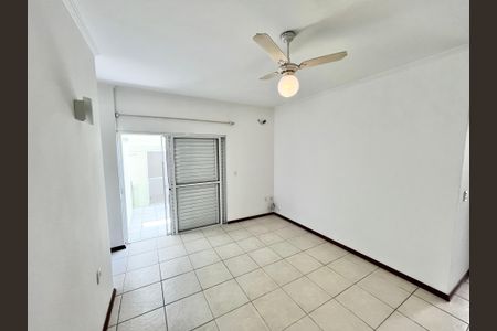 Casa à venda com 201m², 3 quartos e 2 vagas Casa à venda com 201m², 3 quartos e 2 vagasQuarto 2 Suite