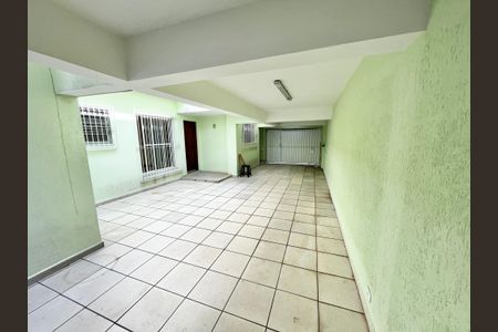 Casa à venda com 201m², 3 quartos e 2 vagas Casa à venda com 201m², 3 quartos e 2 vagasGaragem