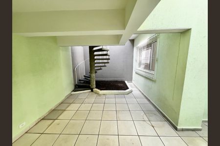 Casa à venda com 201m², 3 quartos e 2 vagas Casa à venda com 201m², 3 quartos e 2 vagasGaragem