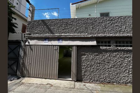 Casa à venda com 201m², 3 quartos e 2 vagas Casa à venda com 201m², 3 quartos e 2 vagasFachada/Placa