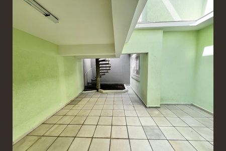Casa à venda com 201m², 3 quartos e 2 vagas Casa à venda com 201m², 3 quartos e 2 vagasGaragem