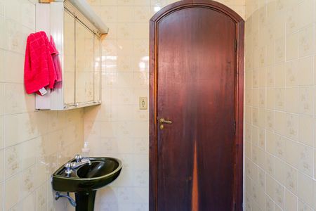 Casa à venda com 209m², 3 quartos e 3 vagasBanheiro