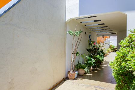 Casa à venda com 209m², 3 quartos e 3 vagasGaragem