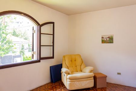 Casa à venda com 209m², 3 quartos e 3 vagasQuarto Suíte