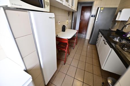 Apartamento para alugar com 56m², 2 quartos e 1 vaga