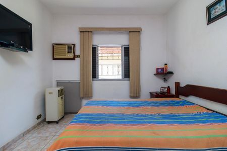 Casa à venda com 180m², 4 quartos e 4 vagas Casa à venda com 180m², 4 quartos e 4 vagasQuarto 3