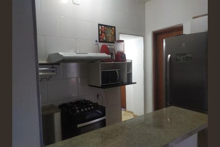 Casa para alugar com 2 quartos, 90m² em Osvaldo Cruz, Rio de Janeiro