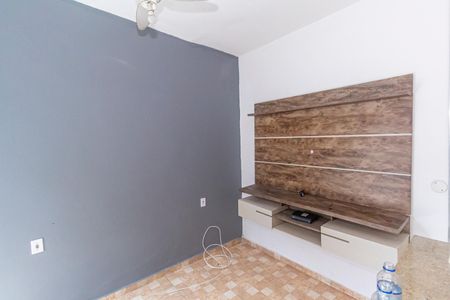 Sala de casa para alugar com 2 quartos, 90m² em Osvaldo Cruz, Rio de Janeiro