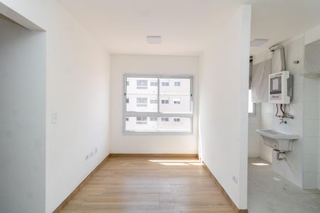 Sala de apartamento para alugar com 2 quartos, 46m² em Vila Mazzei, São Paulo