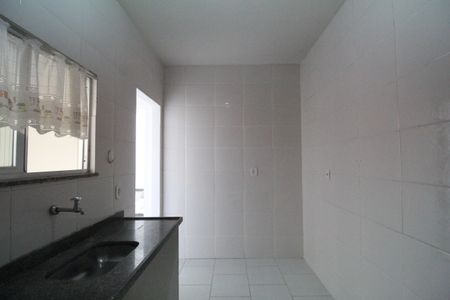 Casa de condomínio para alugar com 80m², 2 quartos e sem vagaCozinha