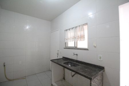 Casa de condomínio para alugar com 80m², 2 quartos e sem vagaCozinha