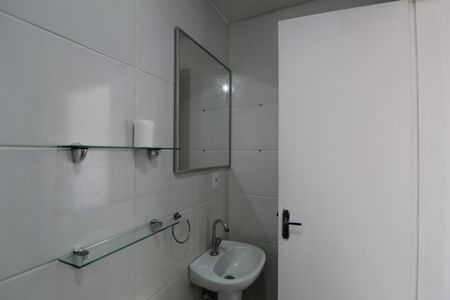 Casa de condomínio para alugar com 80m², 2 quartos e sem vagaBanheiro 2