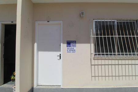 Casa de condomínio para alugar com 80m², 2 quartos e sem vagaPlaca