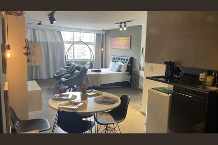 Studio para alugar com 32m², 1 quarto e sem vaga Studio para alugar com 32m², 1 quarto e sem vagaStudio