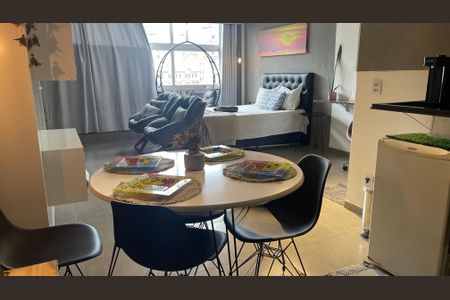 Studio para alugar com 32m², 1 quarto e sem vaga Studio para alugar com 32m², 1 quarto e sem vagaStudio