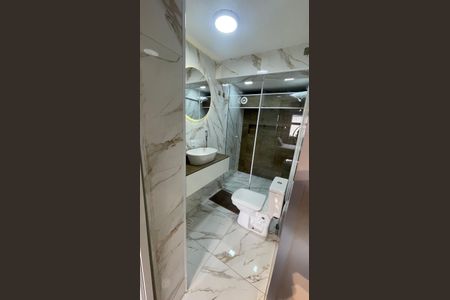 Studio para alugar com 32m², 1 quarto e sem vaga Studio para alugar com 32m², 1 quarto e sem vagaBanheiro Social