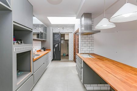 Casa à venda com 190m², 3 quartos e 5 vagasCozinha