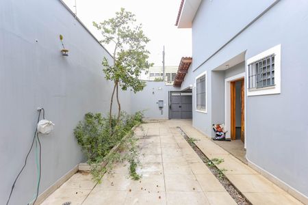 Casa à venda com 190m², 3 quartos e 5 vagasQuintal