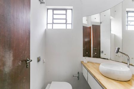 Casa à venda com 190m², 3 quartos e 5 vagasLavabo