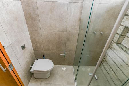 Casa à venda com 190m², 3 quartos e 5 vagasBanheiro 1