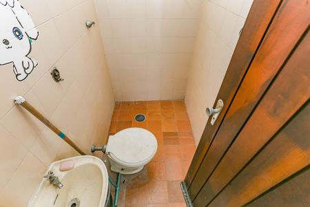 Casa à venda com 190m², 3 quartos e 5 vagasBanheiro de serviço