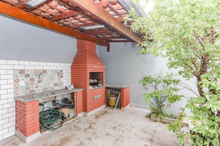 Casa à venda com 190m², 3 quartos e 5 vagasÁrea comum - Churrasqueira