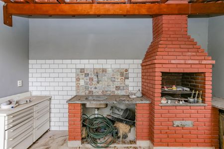 Casa à venda com 190m², 3 quartos e 5 vagasÁrea comum - Churrasqueira