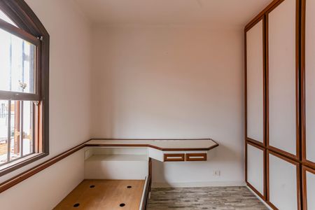 Casa à venda com 190m², 3 quartos e 5 vagasQuarto 2