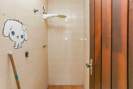 Casa à venda com 190m², 3 quartos e 5 vagasBanheiro de serviço