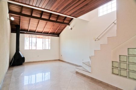 Casa à venda com 150m², 3 quartos e 1 vagaSala