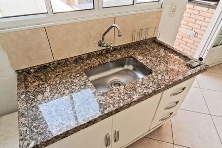 Casa à venda com 150m², 3 quartos e 1 vagaSalão