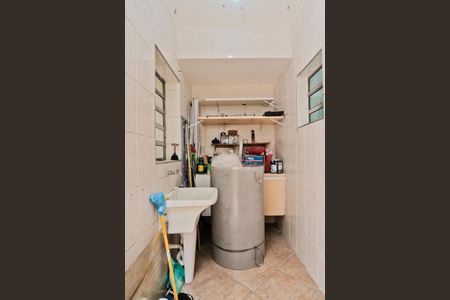 Casa à venda com 150m², 3 quartos e 1 vagaÁrea de Serviço