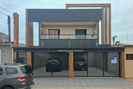 Casa de condomínio para alugar com 50m², 2 quartos e 1 vaga Casa de condomínio para alugar com 50m², 2 quartos e 1 vagaFachada