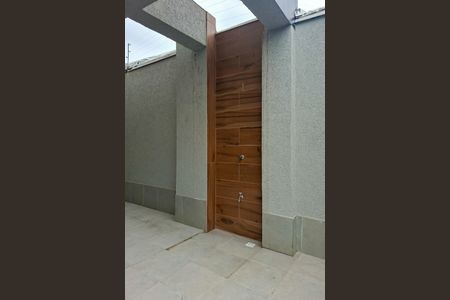 Casa de condomínio para alugar com 50m², 2 quartos e 1 vaga Casa de condomínio para alugar com 50m², 2 quartos e 1 vagaLava pés