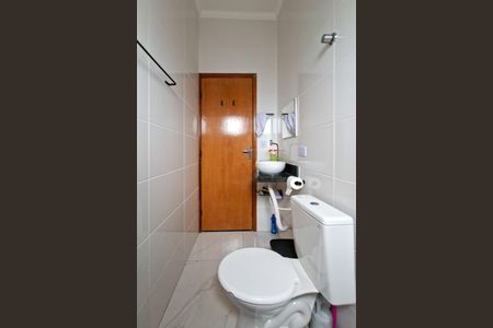 Casa de condomínio para alugar com 50m², 2 quartos e 1 vaga Casa de condomínio para alugar com 50m², 2 quartos e 1 vagaBanheiro