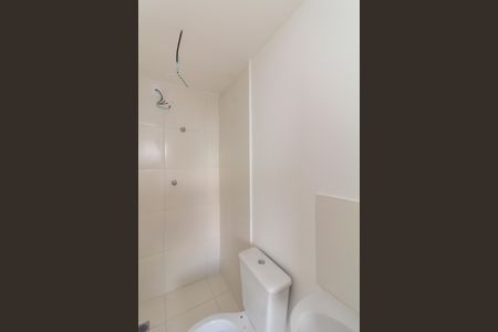 Banheiro de kitnet/studio para alugar com 1 quarto, 16m² em Itaquera, São Paulo