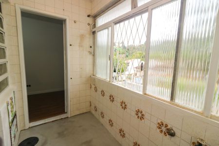 Apartamento à venda com 120m², 3 quartos e 1 vagaÁrea de Serviço