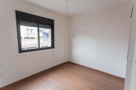Apartamento à venda com 75m², 3 quartos e 2 vagas Apartamento à venda com 75m², 3 quartos e 2 vagasSuíte